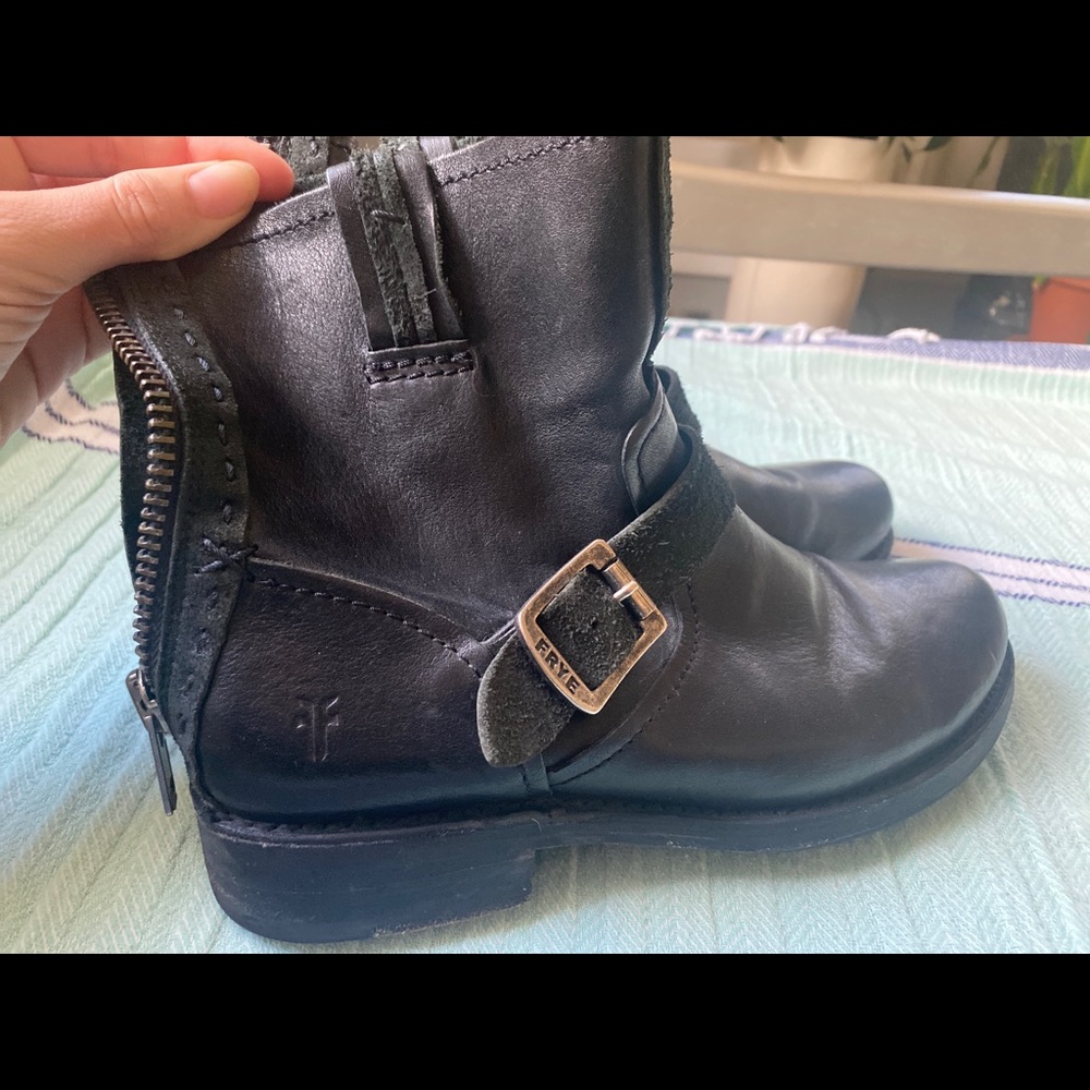 $385 Authentic FRYE Black Leather Motorcycle Biker Boots! Size 10